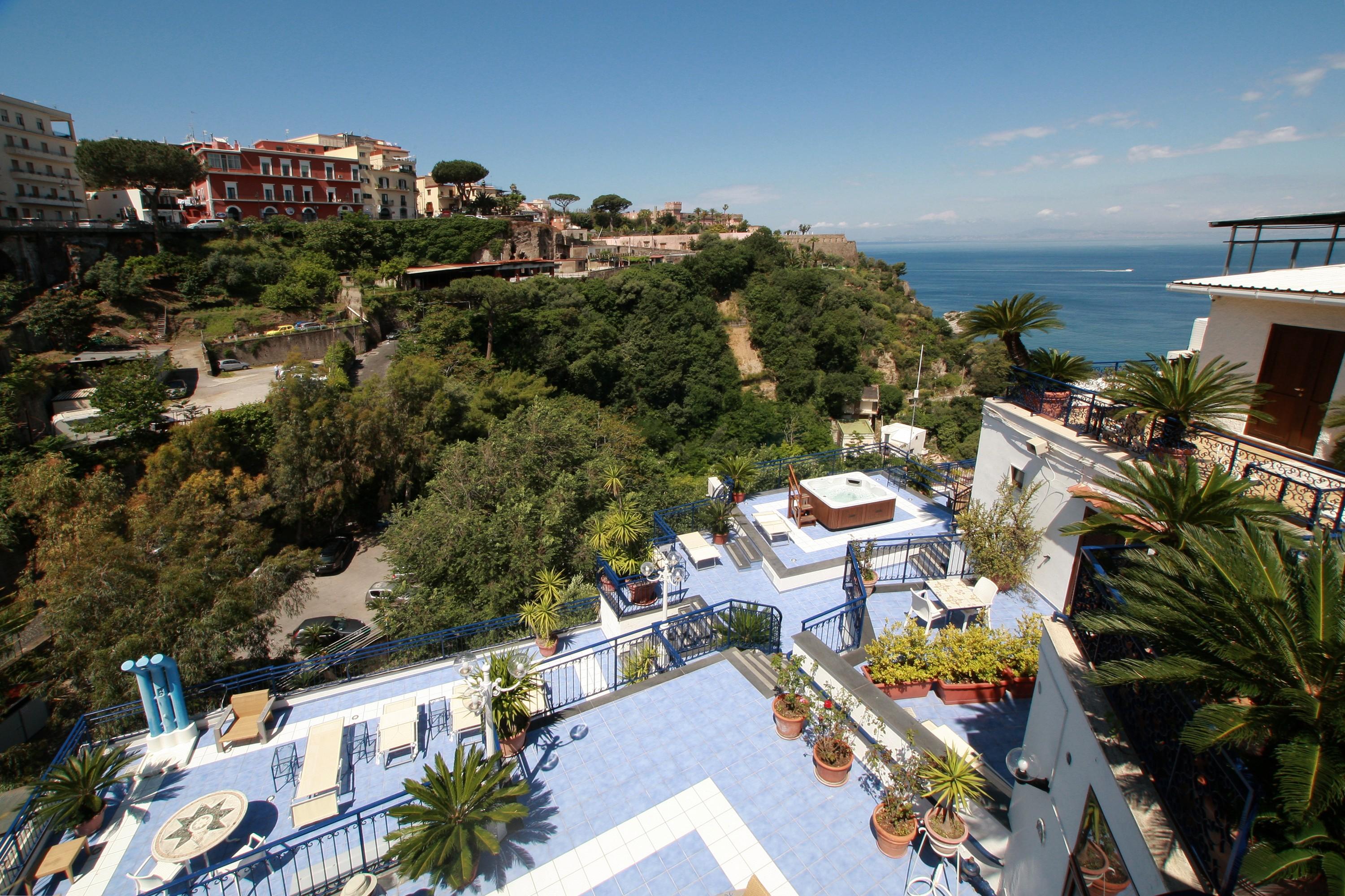 Hotel Oriente Vico Equense Eksteriør bilde